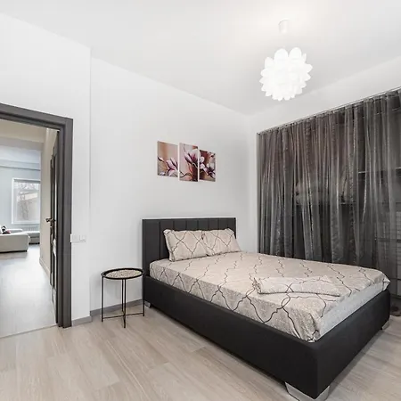 Vorontsov Lane Design Apartment Odesa